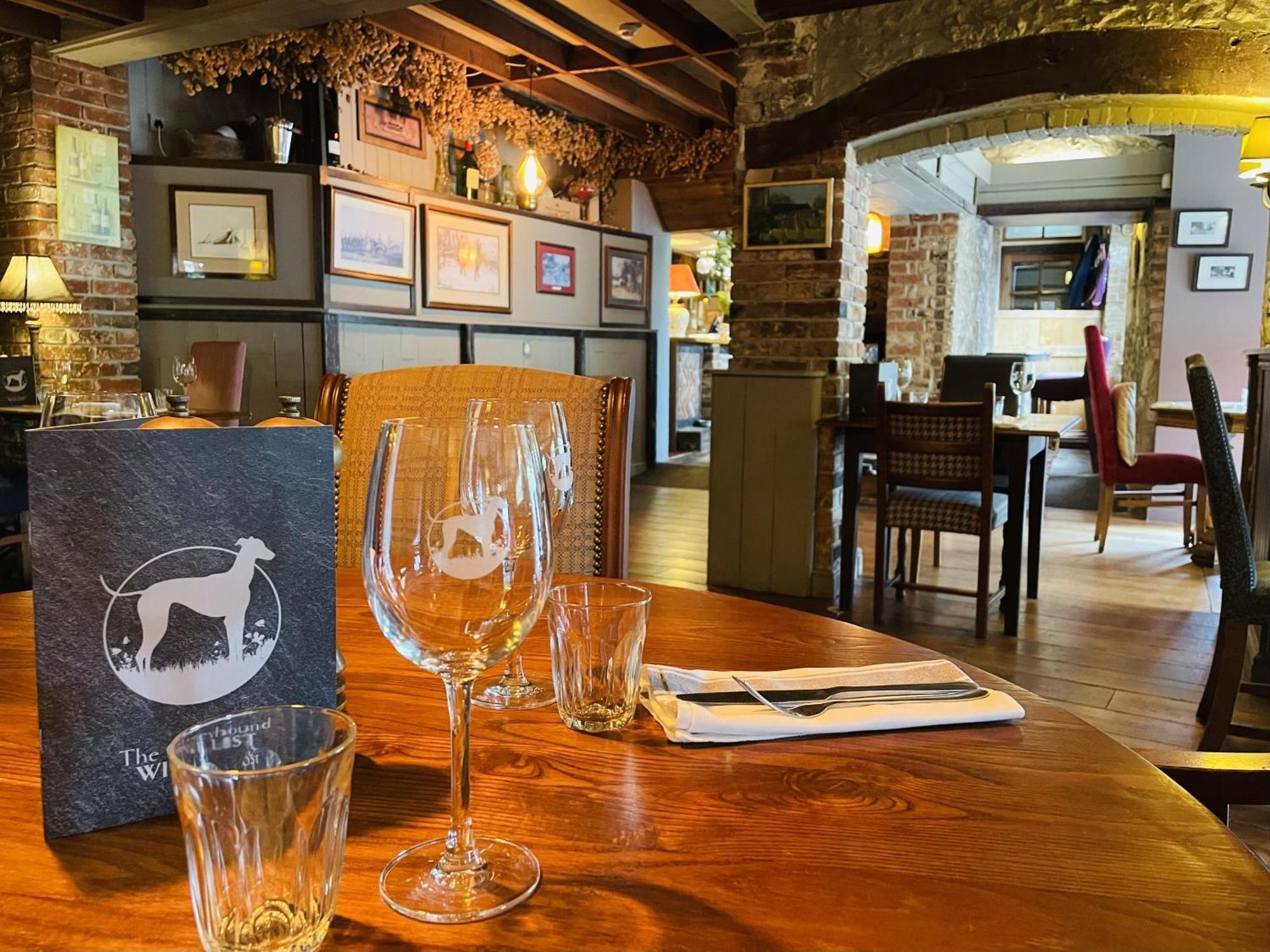 The Greyhound Inn Sydling St Nicholas ภายนอก รูปภาพ